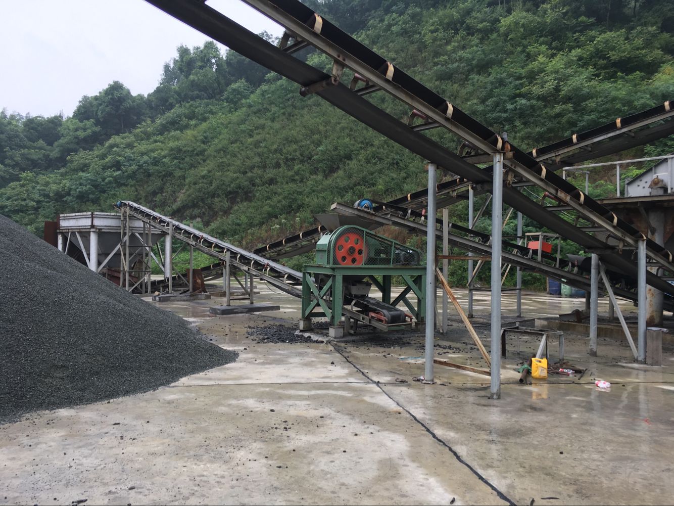 The double toothed roller crusher shipped by Kaituo Machinery to Algeria